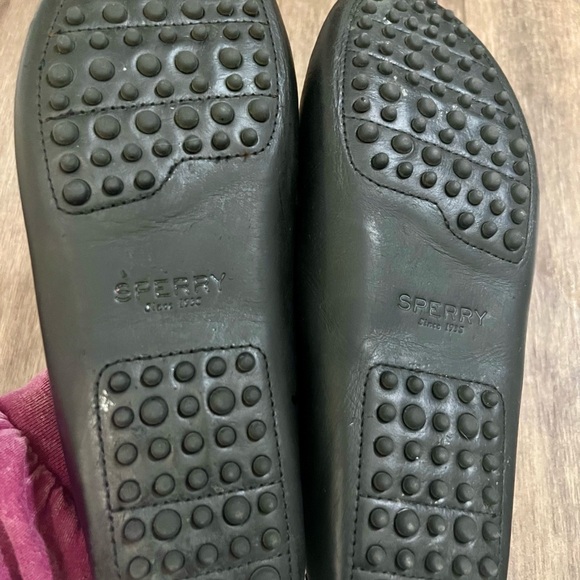 Sperry Black Leather Slip-On Loafers with Contrast Stitching 9.5 - Picture 5 of 7